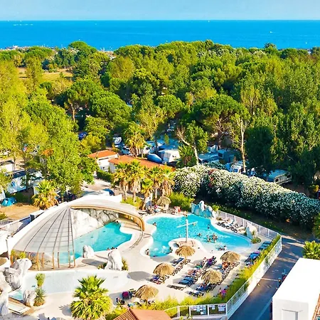 Magnificent Cap Soleil 2 Bedrooms Tatil Evi